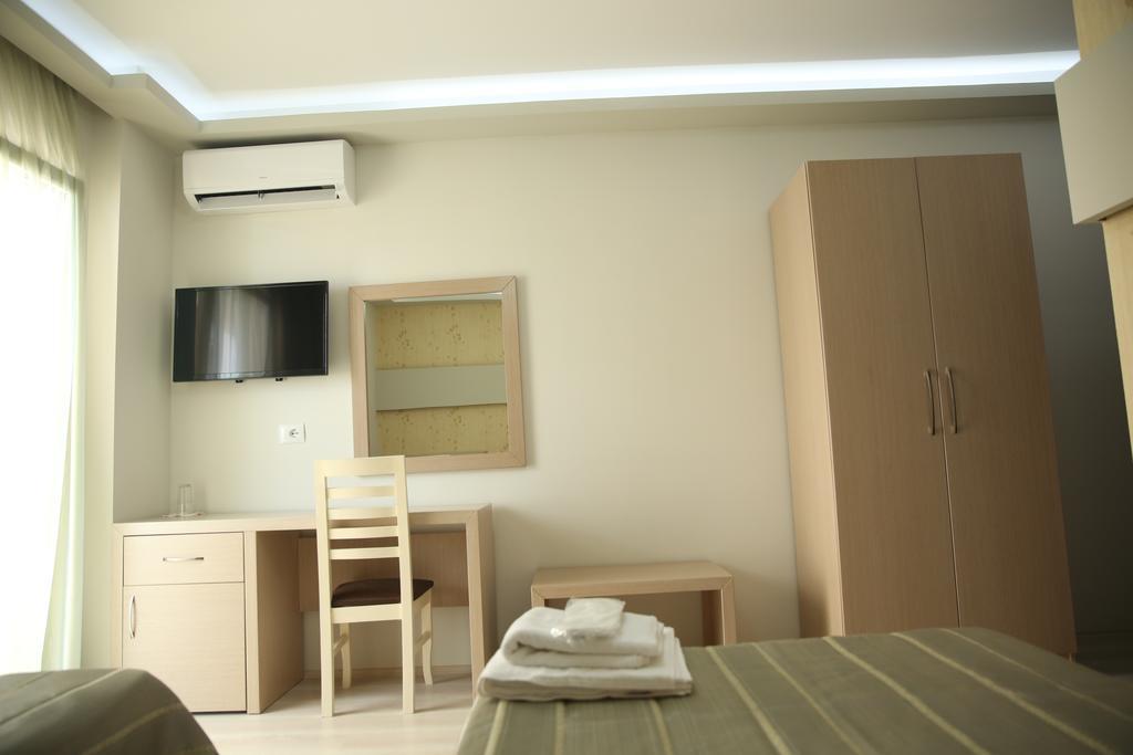 Hotel Pogradeci 객실 사진