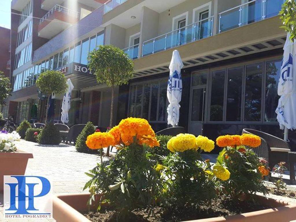 Hotel Pogradeci 외부 사진