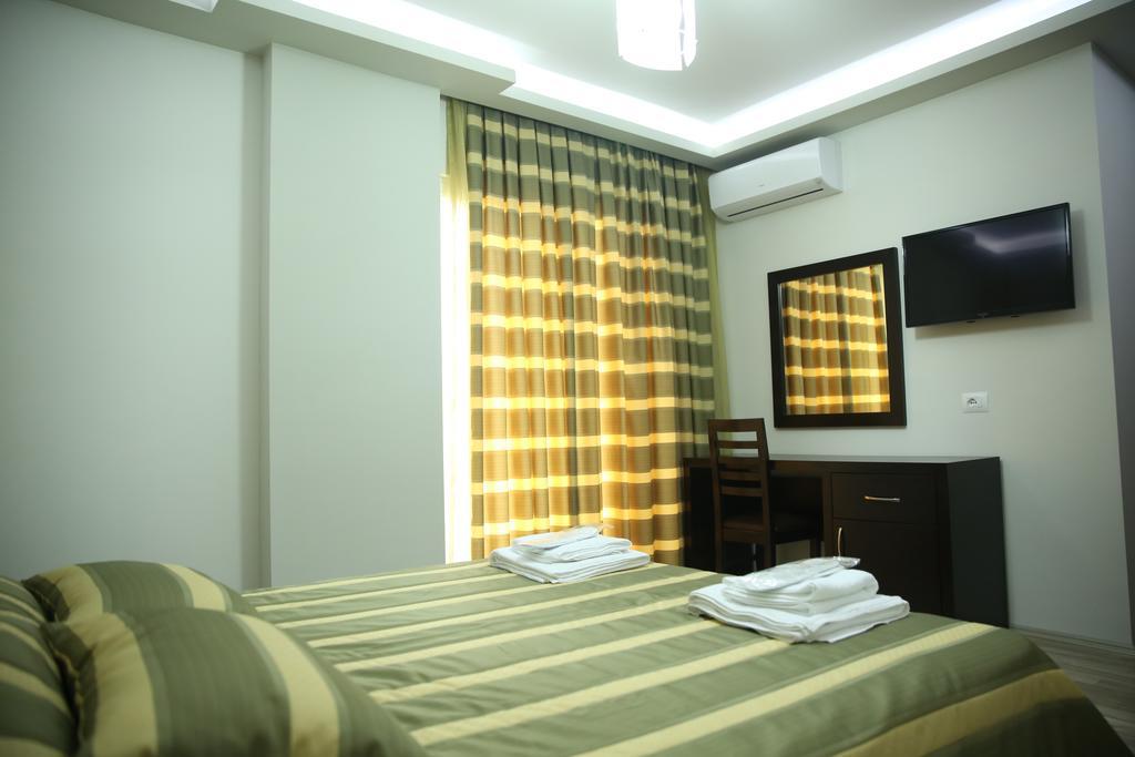 Hotel Pogradeci 객실 사진