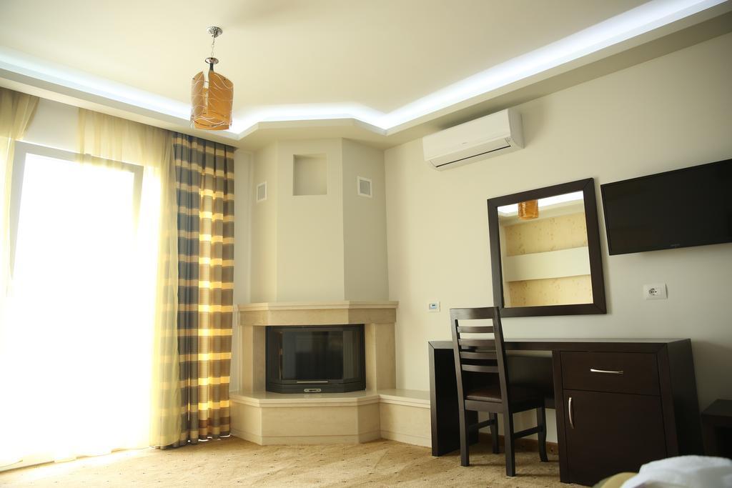 Hotel Pogradeci 객실 사진