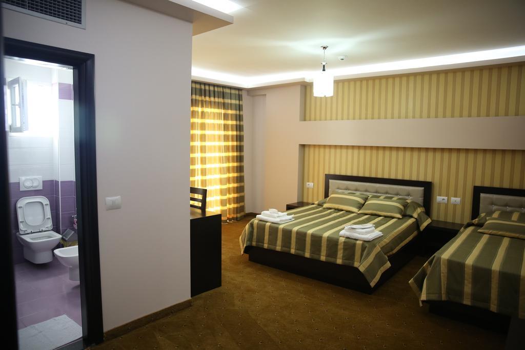 Hotel Pogradeci 객실 사진